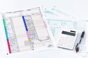 法人携帯は経費として計上できる？処理方法について解説